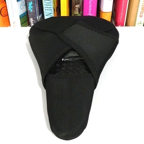 BLACK GEL CUSHIONED BICYCLE SEAT COVER BIKE SEAT COVER NWT - Picture 2 of 7